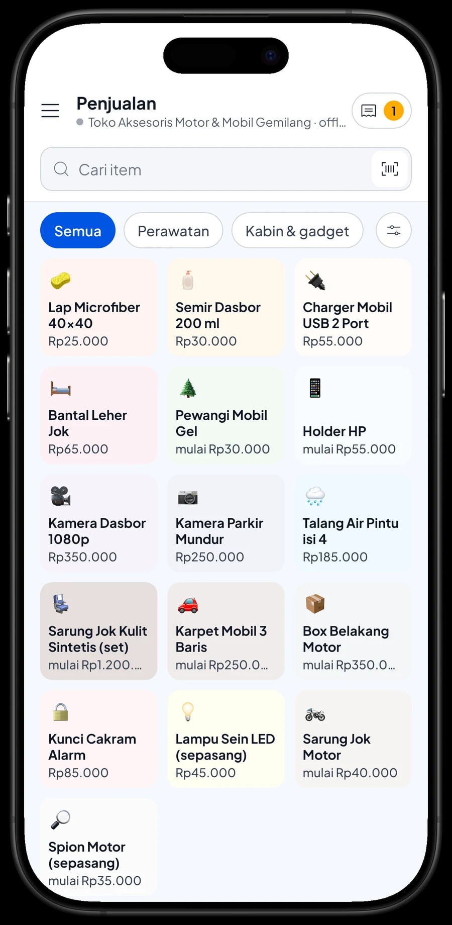 Layar Penjualan toko aksesoris dengan spion, sarung jok, karpet mobil dan holder HP beserta harganya